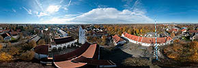 360°, panobilder, Panoramafoto, panoramabild, panoramaaufnahme, dieter Lukas, robert risinger, freiwillige feuerwehr,  ismaning, 85737,  Verein licht und kunst, edi obermayr, drehleiter, fotodokumentation, kunstaktion, ausstellung, über ismaning, münchen, munich, bayern, deutschland, maibaum, kirchplatz, luftbild, kirche, wirtshaus, dorfplatz, dasch, mühle, gasthof, hotel, am kirchplatz, ismaninger maibaum, 